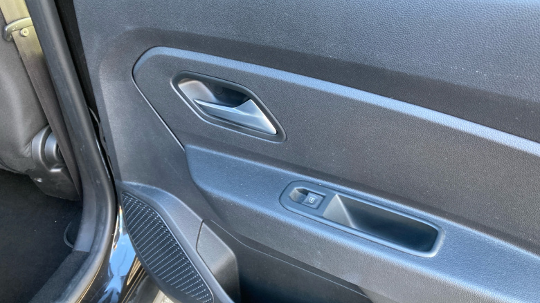 Dacia Duster 1.6 SCe Comfort 5dr 4X4 Petrol Estate